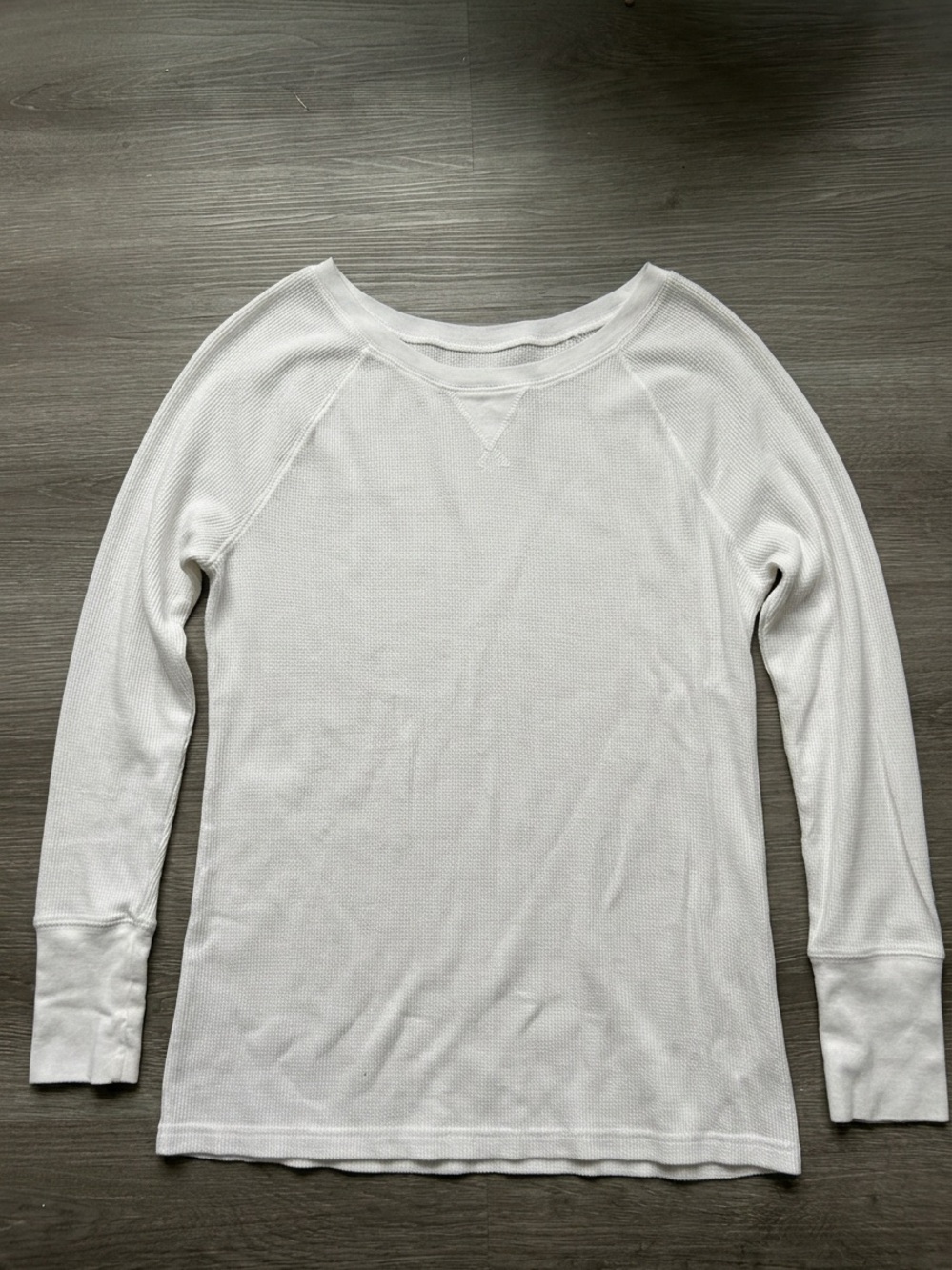 Old Navy Classic Women’s White Thermal Long Sleeve Top - size XL